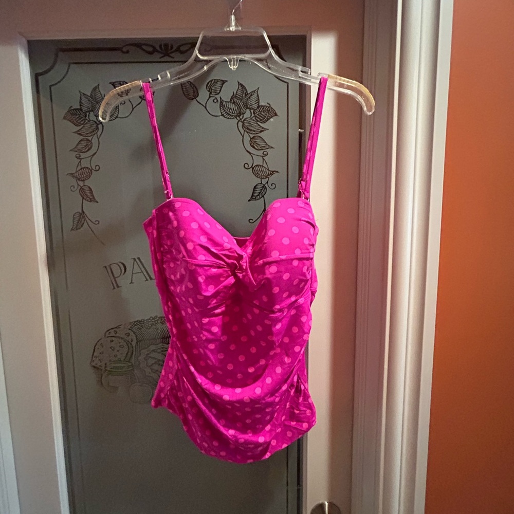 Apt 9 Polka Dot Padded Tankini Top Playful Pink Swimwear EUC Size M